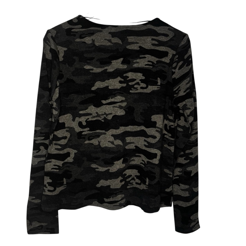 Sanctuary NWT Camo Pocket Long Sleeve V-Neck Top - Picture 3 of 7
